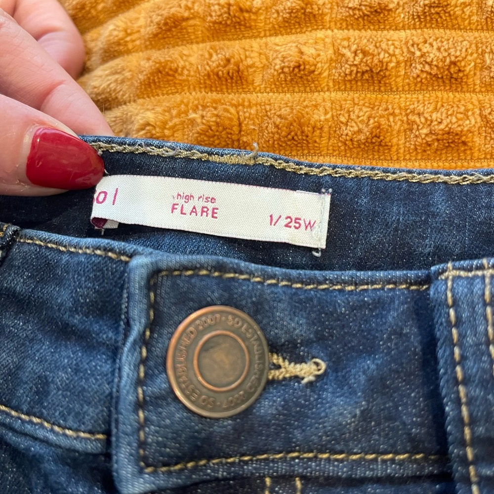 High rise flare Jean. Size 1/25W
